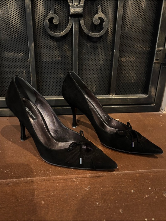 Dolce & Gabbana Shoes - Dolce & Gabbana Pointed-Toe Suede Pumps with Bow Detail